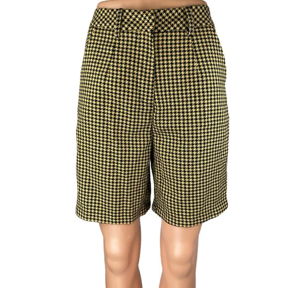 NEW Urban Revivo Women's Green Houndstooth Checkered Gingham Bermuda Shorts Sz 6 - Picture 1 of 4
